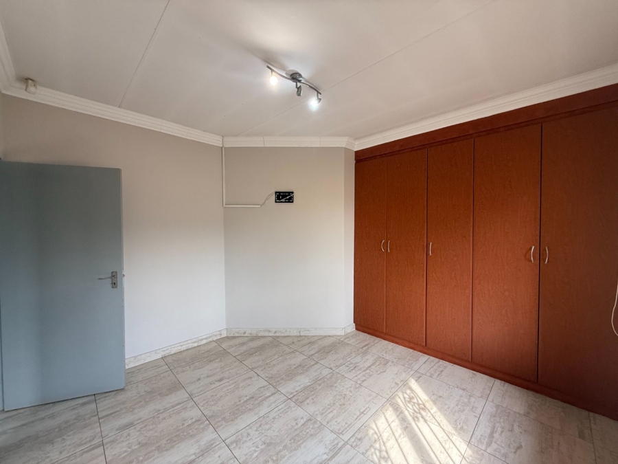 4 Bedroom Property for Sale in Melodie North West